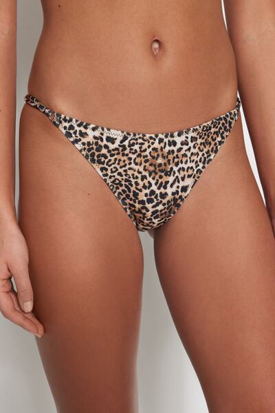 Trendyol Collection Állatmintás normál lábú bikini alsó TBESS23BA00131