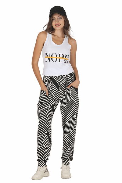 VocalMood Set de pijamale largi pentru femei, cu dungi de culoare albă, cu model Lady 10034