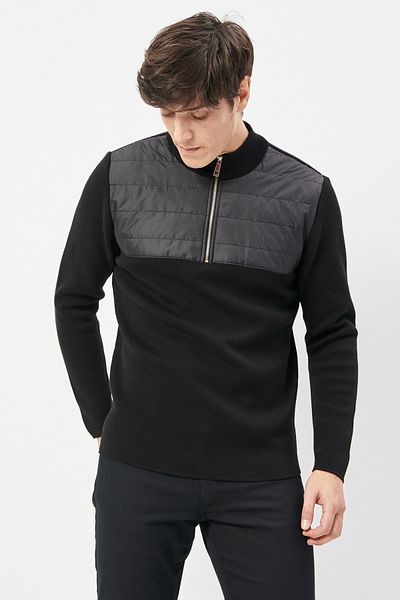 ALTINYILDIZ CLASSICS Schwarzer Herrenpullover aus 100 % Baumwolle mit Standard-Passform und normalem Schnitt und hohem Bato-Kragen