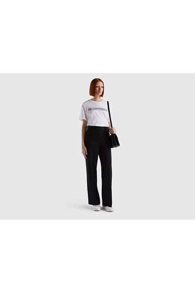 United Colors of Benetton Weißes Damen-T-Shirt mit „Mix Be“-Slogan-Print und bequemer Passform