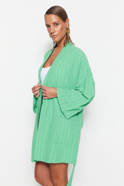 Trendyol Collection Mini-Kimono und Kaftan mit grünem Gürtel