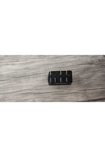 TÜRK TRAKTÖR 47804058 Arka Silecek Anahtarı Tt-4 Serisi Uyumlu