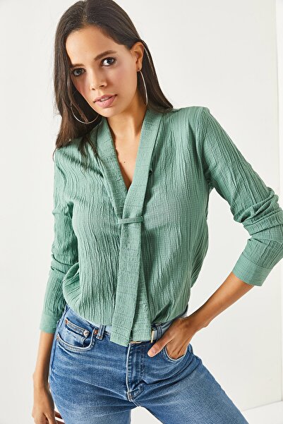 Olalook Női zöld nyakkendő részletes textúrájú blúz BLZ-19002154