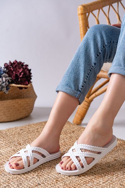 Slipcat Non-Slip Sole Airblow Bathroom Balcony Beach Street Slippers