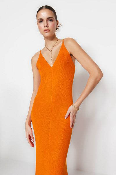 Trendyol Collection Πορτοκαλί Maxi Πλεκτό Φόρεμα - Basic Model TWOSS20EL1574