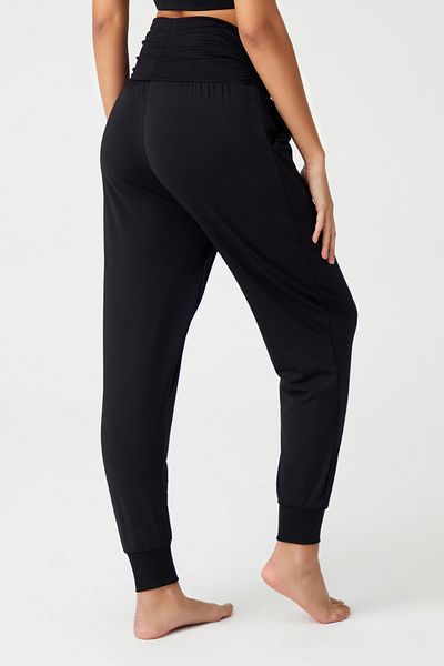 LOS OJOS Schwarze Haremshose mit elastischem Bund und Shalwar-Look, Yoga-Jogginghose
