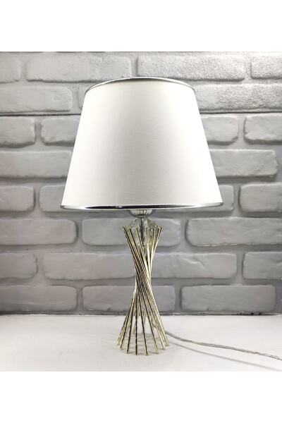 365GUNSERİSONU عاكس الضوء ذو الساق المعدنية الملتوي المطلية بالفضة والزجاج والكريستال مع شريط من الكروم وقبعة من القماش الأبيض