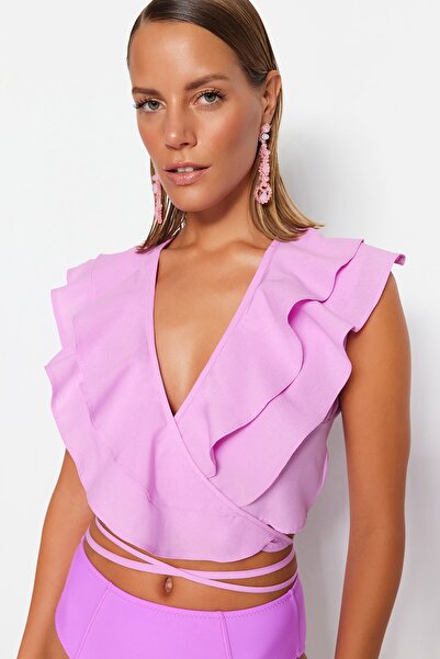 Trendyol Collection Bluzka o kroju cyklamenu z tkaną falbanką TBESS23BZ00044