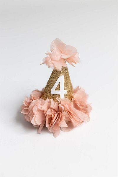 Le Mabelle Powder 4 Year Old Funnel Birthday Clip Buckle