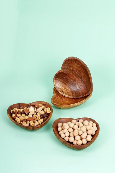 HOMENIVA 4 Pieces Acacia Heart Snack Sauce Bowl Set
