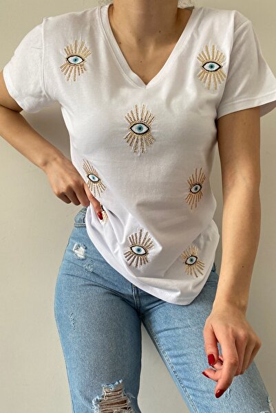 FEMELLE Dámské bílé tričko s okem a výšivkou s výstřihem do V