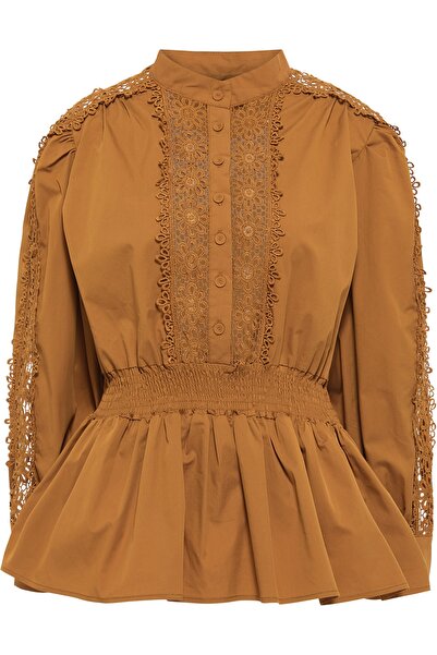 Faina Modrý kouří