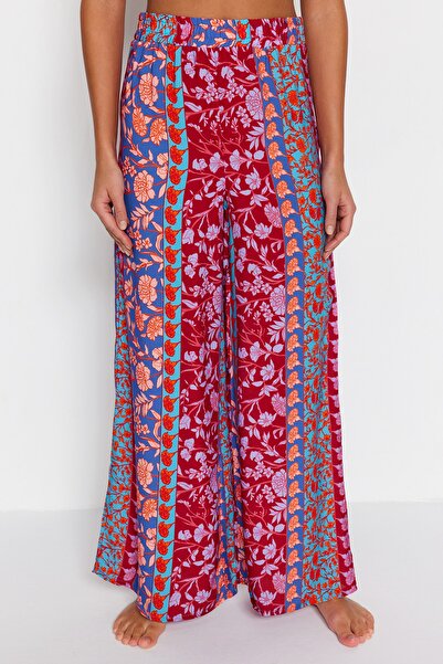 Trendyol Collection Floral Patterned Woven Trousers TBESS23PL00004