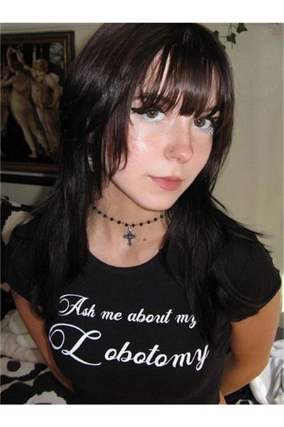 Gofeel Y2K Ask Me about Black Half Women's T-Shirt Crop Top Blouse
