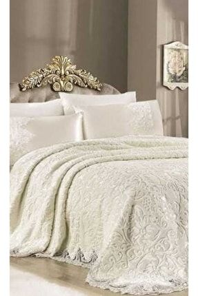 Vue signature plush decor best sale charlotte faux fur coverlet collection