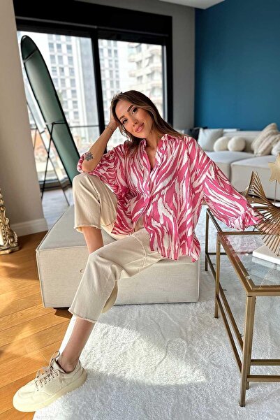 Laluvia Růžová dámská košile oversize se vzorem z viskózové látky