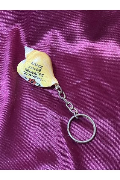 Kaantik Seashell Keychain