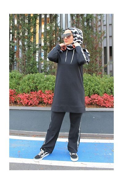 CNG MODA Women's Black Hooded Sleeve Striped Tracksuit Set M