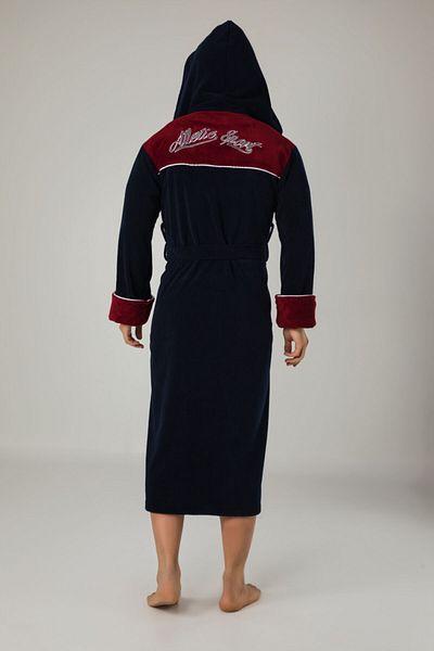 Nuşa Athletic Sport Embroidered Bamboo Cotton Hooded Men's Bathrobe