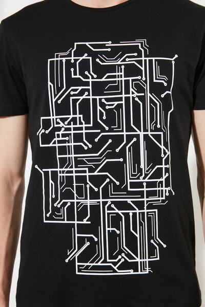 Trendyol Collection Czarna, bawełniana koszulka o dopasowanym kroju z nadrukiem – TMNSS20TS0088