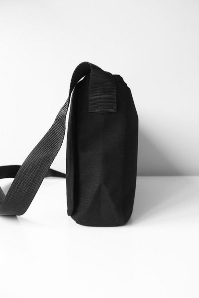 DEFLİNMODA Geanta neagra Messenger
