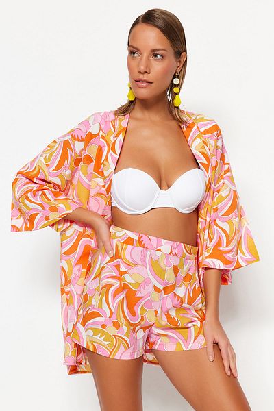 Trendyol Collection Absztrakt mintás szőtt 100% pamut strandrövidnadrág TBESS23SR00023