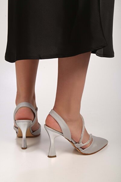 Shoeberry Dámské Silvy Silver Satin Stone Boty na podpatku