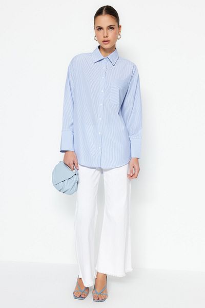 Trendyol Modest Cămașă cu dungi din bumbac țesut cu manșete albastru deschis TCTSS23TG00034