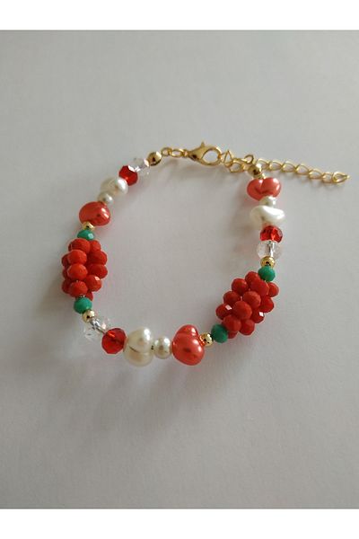 Fata Morgana Accessory Red Grape Bead Bracelet with Pearls