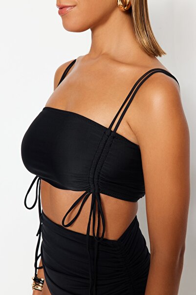 Trendyol Collection Černý vršek tunelových bikin bez ramínek TBESS21BU0059