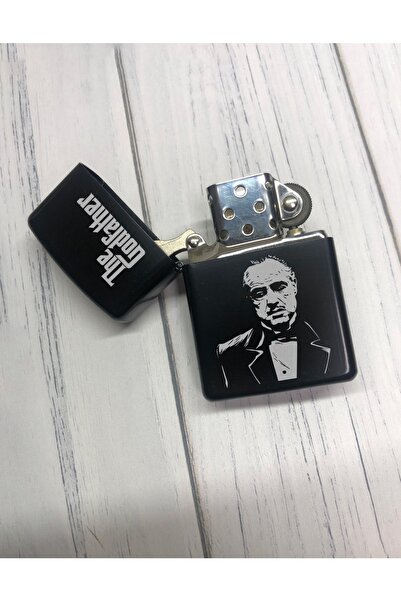 Atölye Çizgi Godfather Benzinli Zippo Çakmak Siyah Ahşap Kutulu