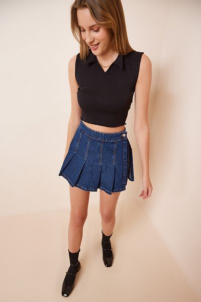 Happiness İstanbul Women's Black Polo Neck Crop Knitted Blouse PA00008