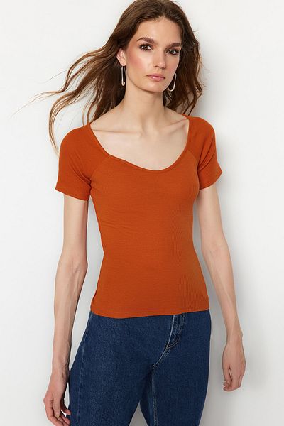 Trendyol Collection Βαμβακερή πλεκτή μπλούζα με κανέλα TWOSS21BZ0579