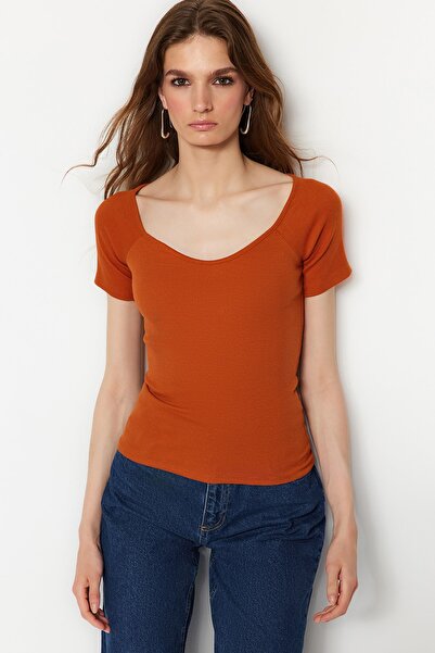 Trendyol Collection Bluzka z bawełny kordowej - dopasowany styl Cinnamon TWOSS21BZ0579