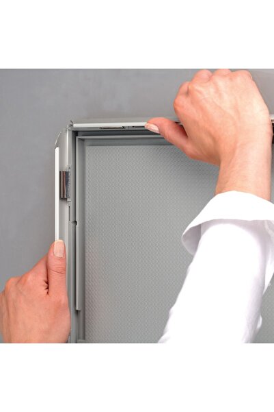 Snapper Aluminum Openable Close Snap B2 50x70 Opti Frame Miter Corner 25mm