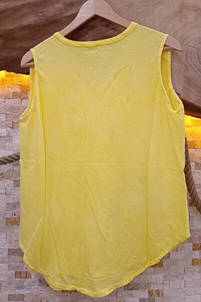 AYASOFYA OTANTIK Women's Yellow Tree Embroidered Button Detailed Sleeveless Blouse