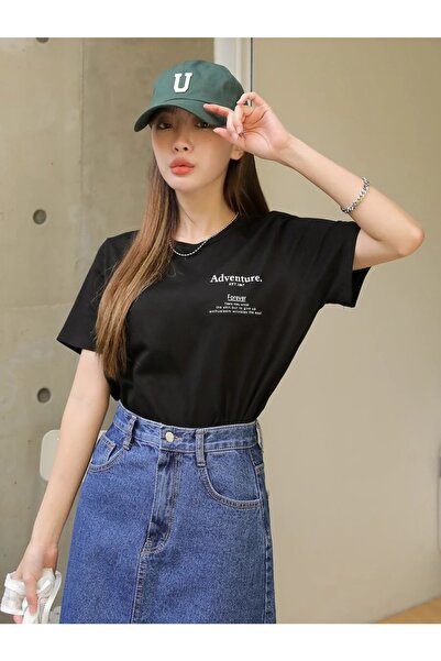 ALİKA Γυναικείο μπλουζάκι με στάμπα Edvanture σε μαύρο χρώμα