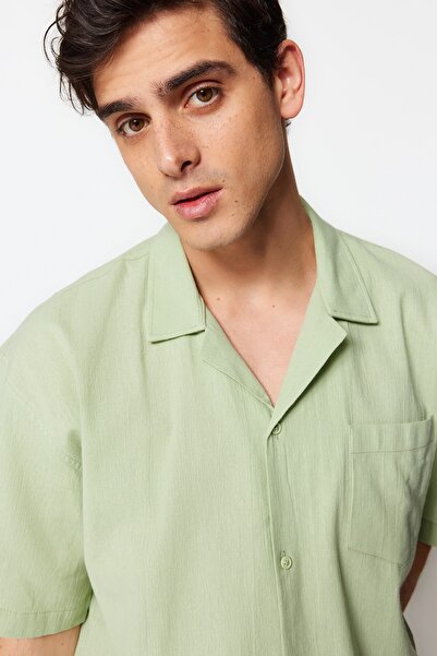 Trendyol Collection Zelená letní bavlněná košile Oversize Fit Tmnss23Go00080