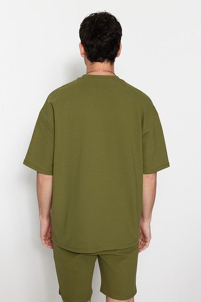 Trendyol Collection Товста футболка преміум-класу хакі 100 бавовна з етикеткою з текстурою TMNSS23TS00069