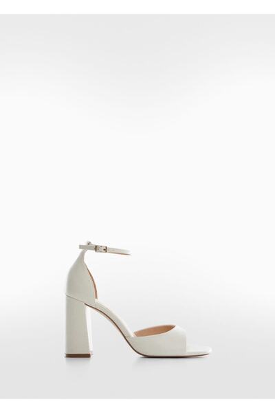 MANGO Woman Ecrufarbene klassische Schuhe mit Absatz für Damen