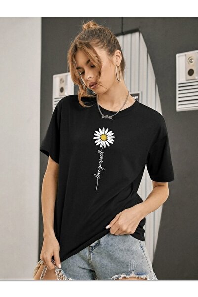 BYMEER Women's Black Daisy Printed Crew Neck Oversize T-shirt