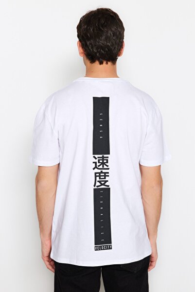 Trendyol Collection Λευκό ανδρικό μπλουζάκι κανονικής κοπής Far East printed 100% βαμβακερό T-shirt TMNSS20TS1484