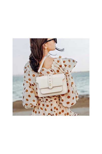 Victoria Hyde Shoulder bags