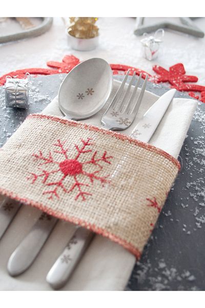 Narin Plaides Series - Snowflake Patterned - 42 Piece Cutlery Set