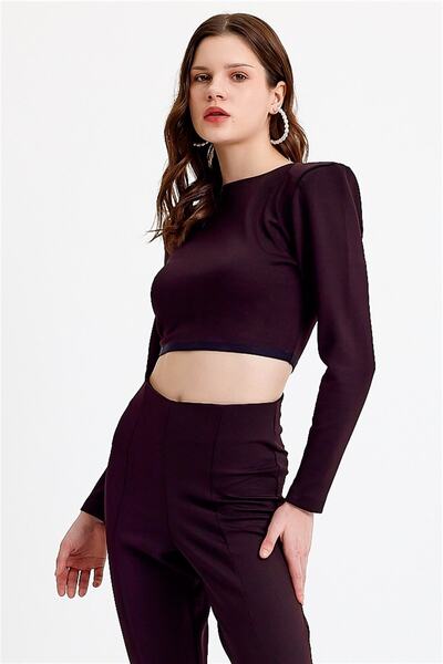 JAHR MARC بلوزة سوداء مبطنة تناسب المحاصيل