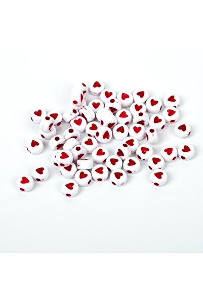 yfhobi 25 gram - 7 Mm Beyaz Üzeri Kırmızı Kalp Figürlü Yassı Plastik Boncuk, ( 25gr - 160-170adet Arası )