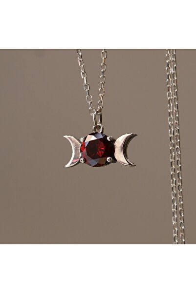 Moko Art Design İki Yanı Ay Şeklinde Garnet Taşlı 925 Gümüş Kolye