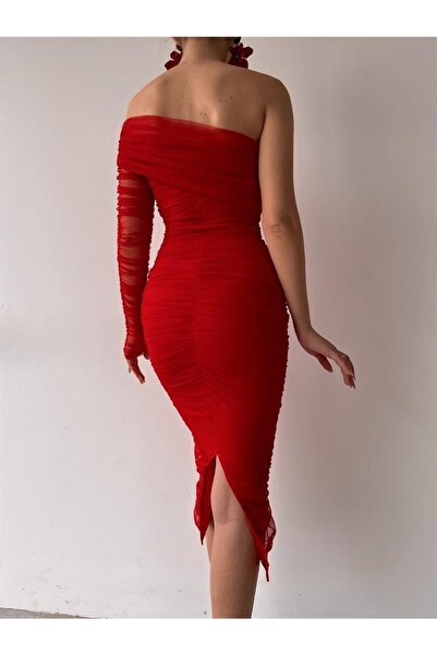 NARKO Laurest Kırmızı Tek Kol Tül Kumaş Astarlı Arkadan Yırtmaçlı Şık Gece Elbisesi