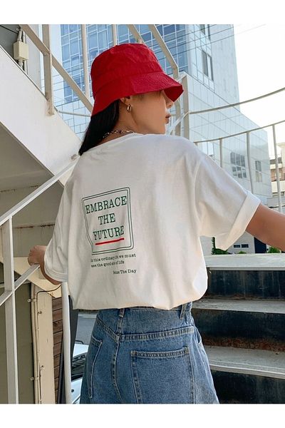 MOONBULL Oversize bílé pruhované tričko Embrace The Future Back Printed