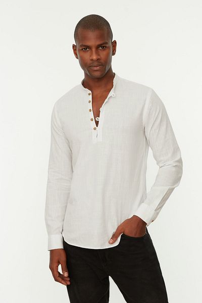 Trendyol Collection Weißes Slim-Fit-Hemd mit halber Knopfleiste und Richterkragen aus 100 % Baumwolle TMNSS20GO0097